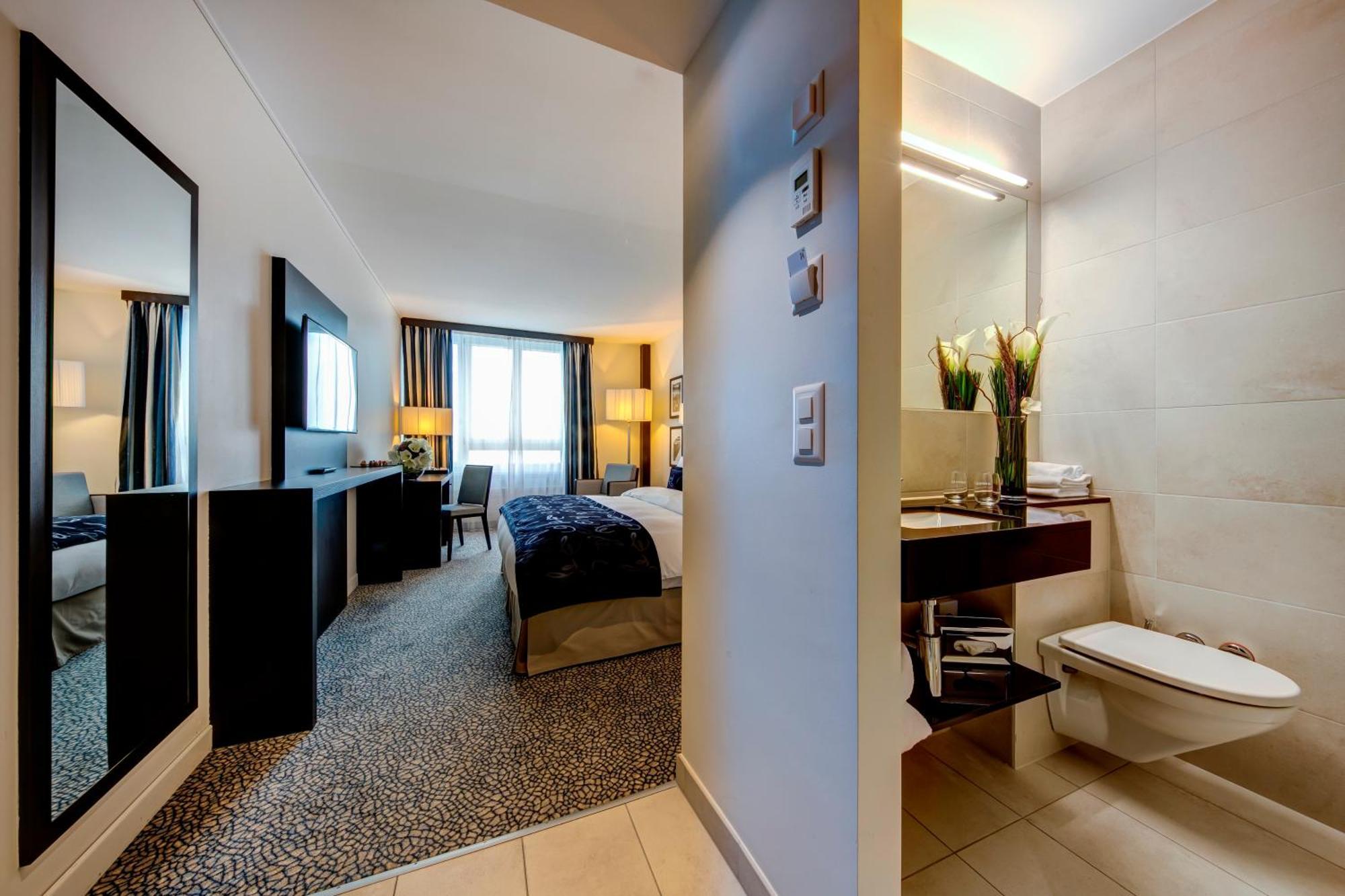 Hotel Beaulac Neuchatel Luaran gambar